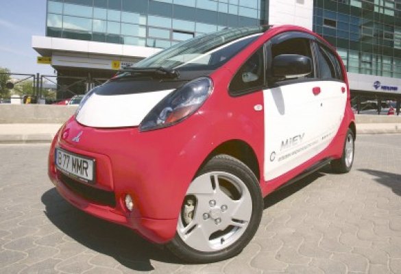 Mitsubishi i-MiEV a fost aruncat în luptă